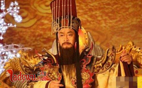 天空惊现玉皇大帝
