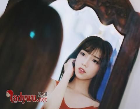 频繁换头像的女人心理