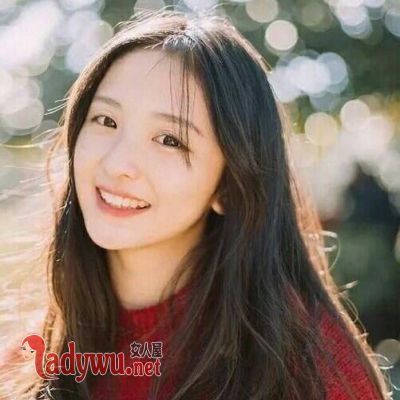 一个像妖精一样的女人