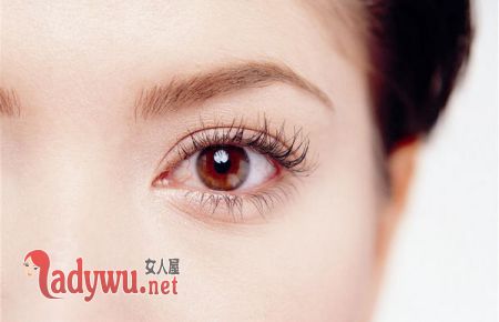 眼睛里有红血丝是什么原因