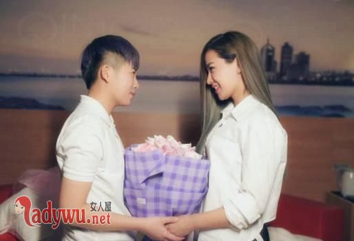 已婚男主动找女的聊天的心理