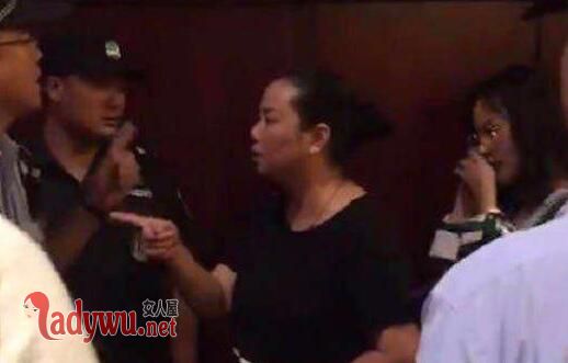 saya妈妈被拘留