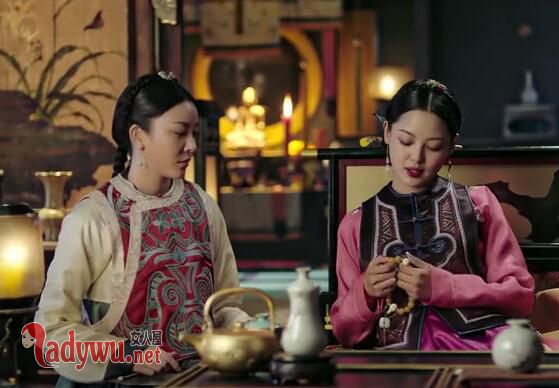 历史上嘉妃怎么死的