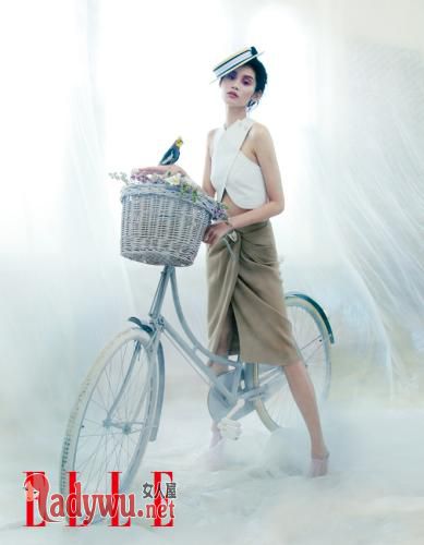 奚梦瑶现在干什么工作