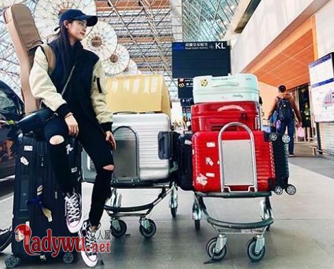 欧阳娜娜同款鞋什么牌子的