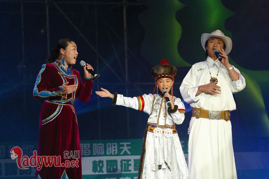 吉祥三宝父亲去世