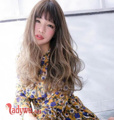 冬天长发烫什么造型好看