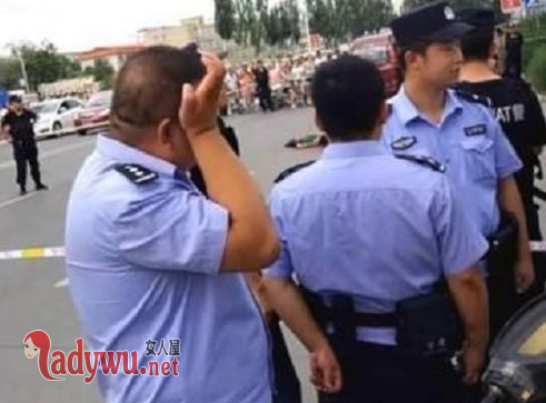 两幼童被推坠亡
