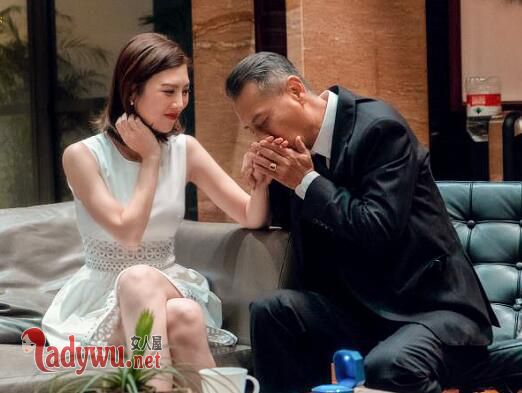 悍城郑泰诚女友扮演者是谁