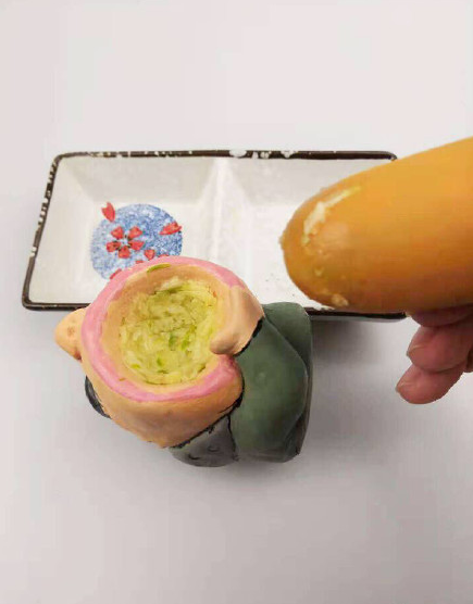 王思聪吃热狗什么意思