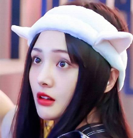 我的保姆手册郑爽发型
