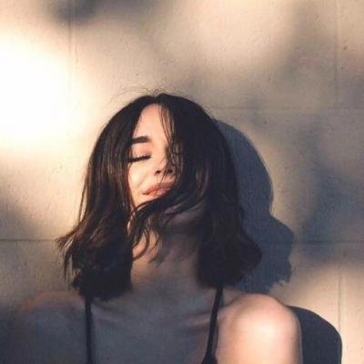 选择与你步伐一致的同行_情侣图片