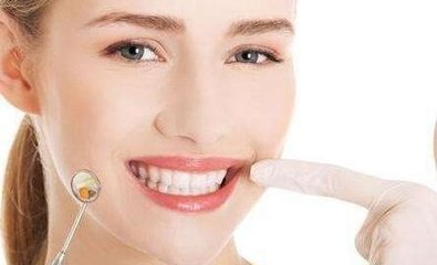 小苏打美白牙齿吗