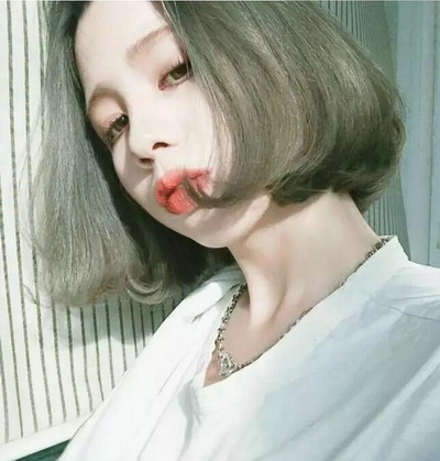闷青色适合什么肤色