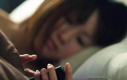 下眼角有皱纹怎么办