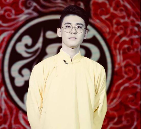 张云雷为什么叫小辫