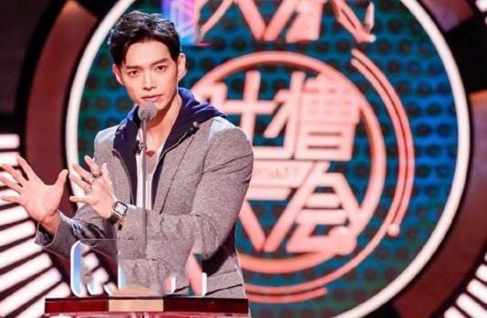 吐槽大会辰亦儒防队友什么梗