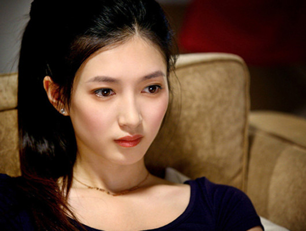 江疏影和江珊是母女吗
