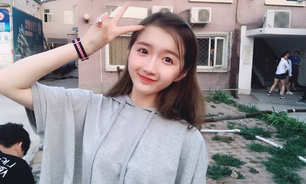 李浩菲什么来头