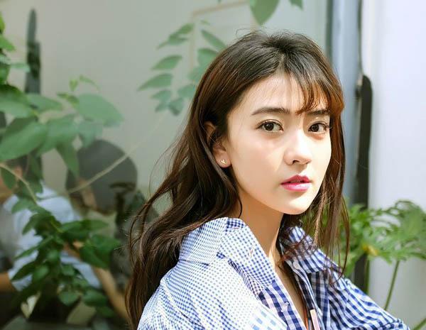 邢邵林的女朋友是梁洁吗