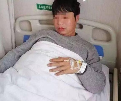 公交司机被扇耳光
