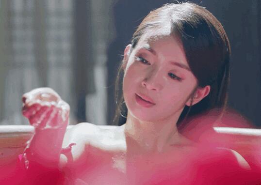 小女花不弃讲的是什么