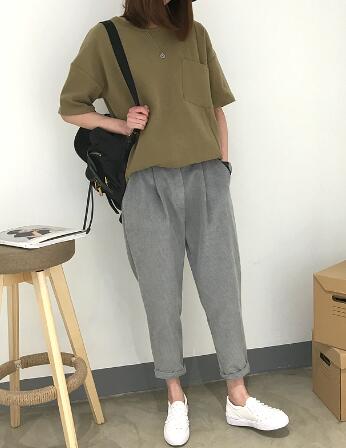 哈伦裤配什么上衣