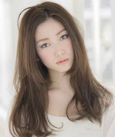 有美人尖适合什么刘海