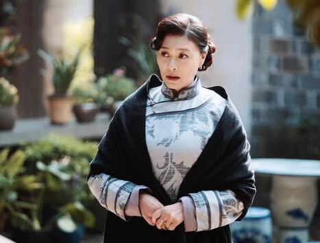 天衣无缝怎么有两个瓶子