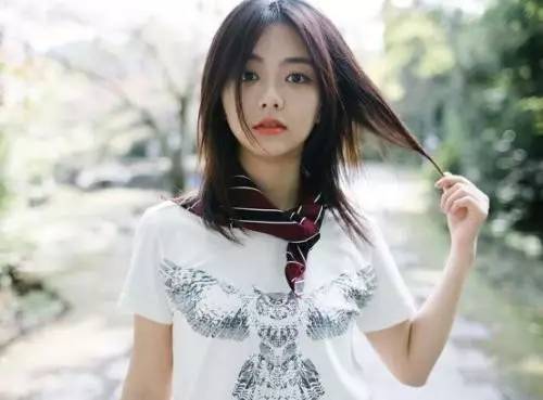 谭松韵妈妈去世