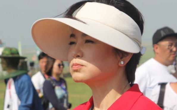 林青霞什么时候离的婚
