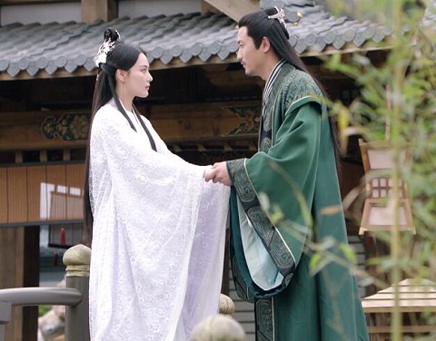 小女花不弃薛菲是谁的女儿