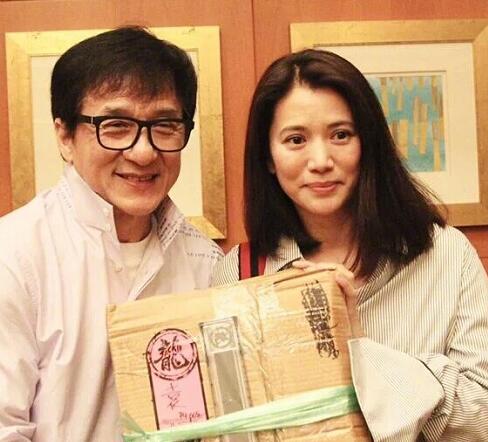 成龙袁咏仪结怨