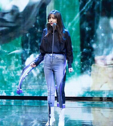 声临其境迪丽热巴衣服是什么品牌的