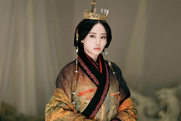 夏姬是秦始皇的什么人
