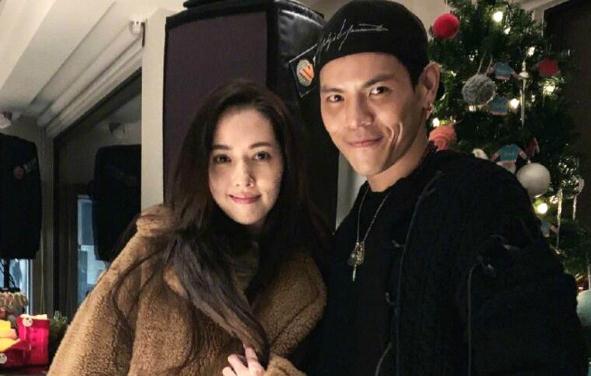 向佐郭碧婷在一起了吗