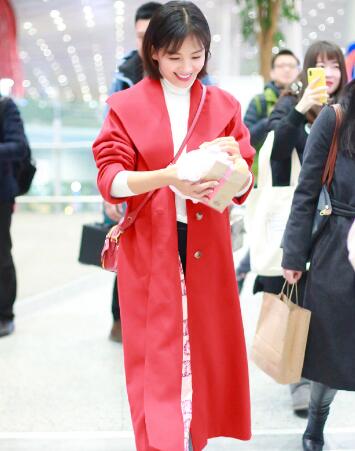 刘涛同款红色大衣品牌介绍