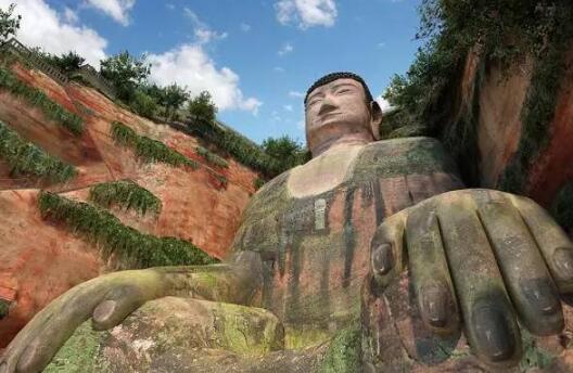 乐山大佛的灵异事件