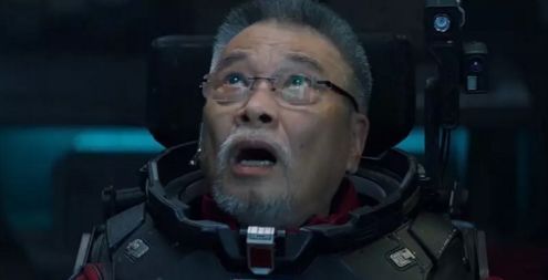流浪地球刘启妈妈怎么死的