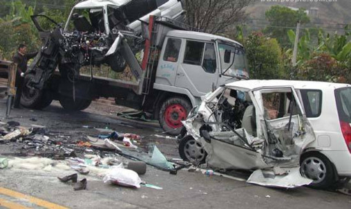 河北定州交通事故