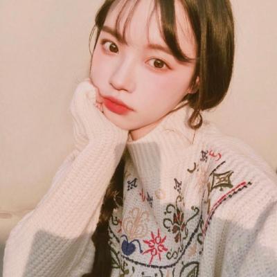 女生不主动联系但回复消息怎么解释