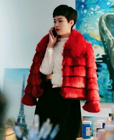 黄金瞳秦萱冰服装穿搭优雅时尚