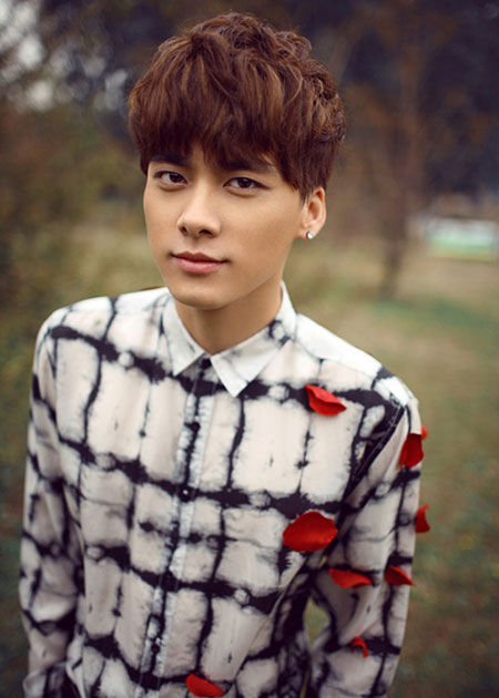 湾湾李易峰恋情