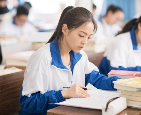 都挺好明玉是亲生的吗
