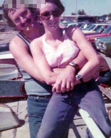 连续43年求婚被拒