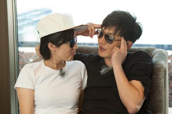 郭京飞的老婆跟鲍蕾是什么关系