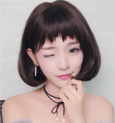 眉上刘海怎么剪