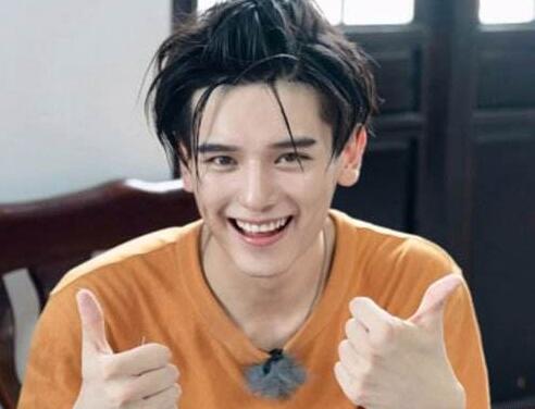 青春有你姚弛原名叫什么