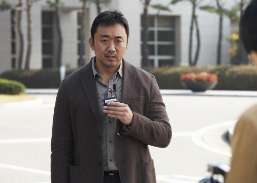 电影玩物是根据什么改编的