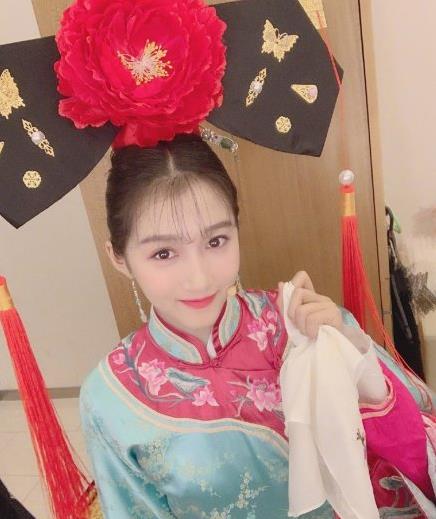 关晓彤是满族格格吗